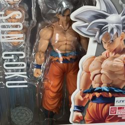Shf Goku Ultra Instinct 