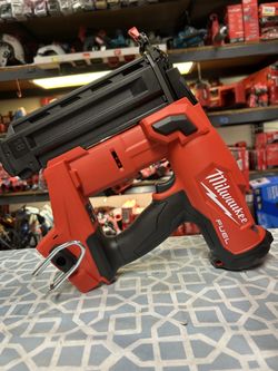 MILWAUKEE M18 finish Nailer 18 ga fuel brushless $279