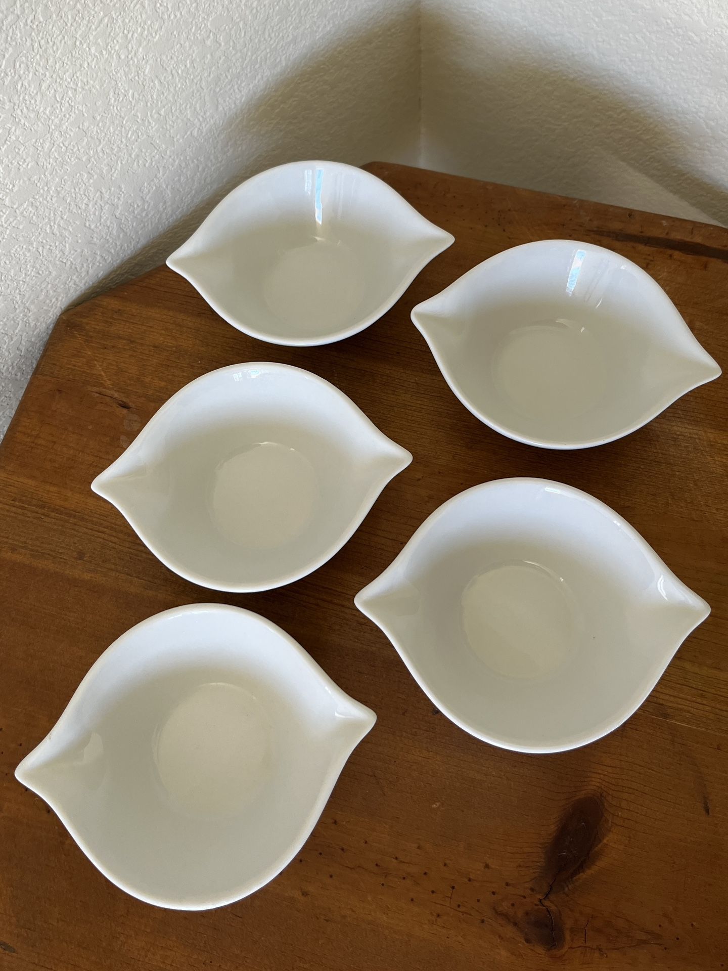 Elegant White Ceramic Bowl Set