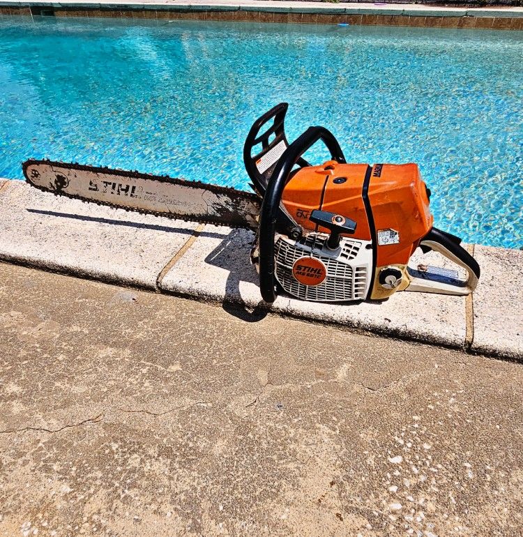 Chainsaw