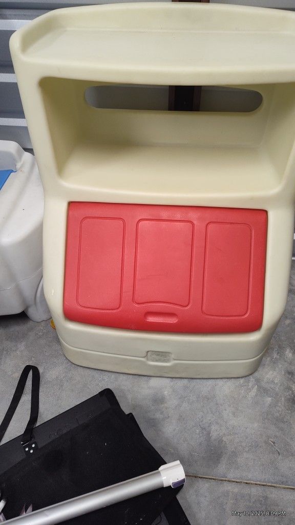 Little Tikes Toy Box