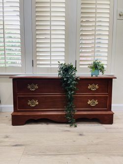 Vintage LANE Cedar chest Or Wooden Box For Storage 