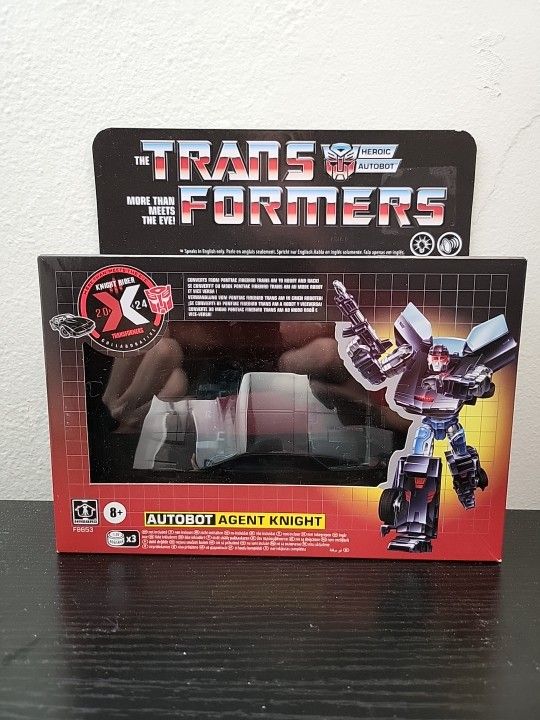 Hasbro TRANSFORMERS Collaborative KNIGHT RIDER Deluxe Agent Knight 2024