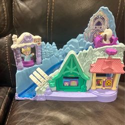 Little people Elsa and Olaf $20