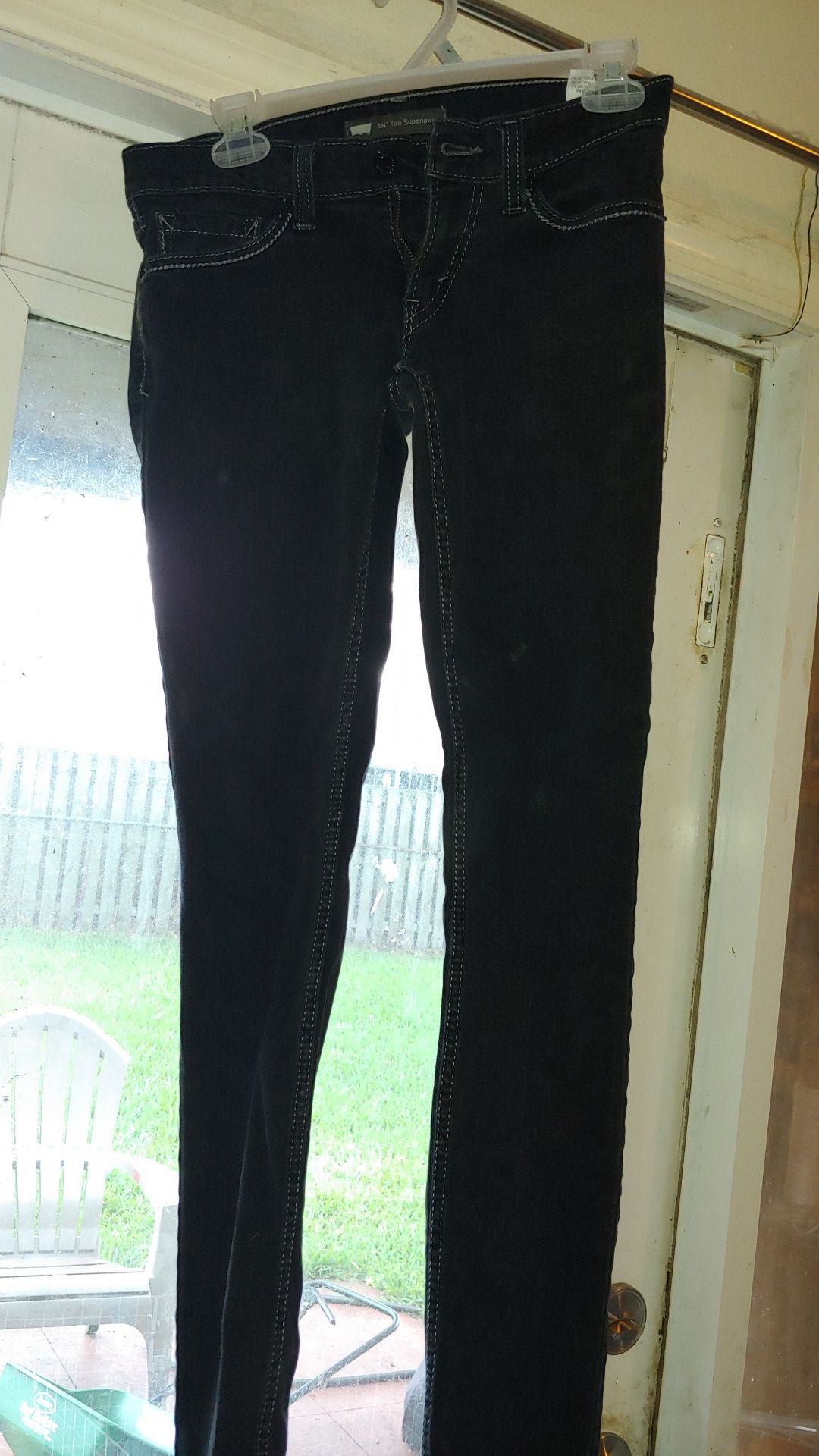 Women's Levi's Jeans Size 3M