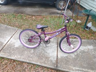 Girls 20" BMX Bike 