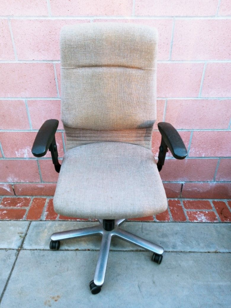 Girsberger Trilax 6 Office/Desk Chair