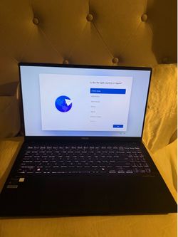 ASUS Vivobook S 15 OLED Copilot+ PC