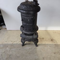 PD Beckwith  Round Oak  Stove 