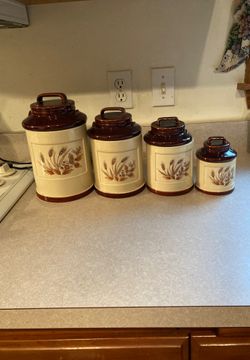 8 piece canister set