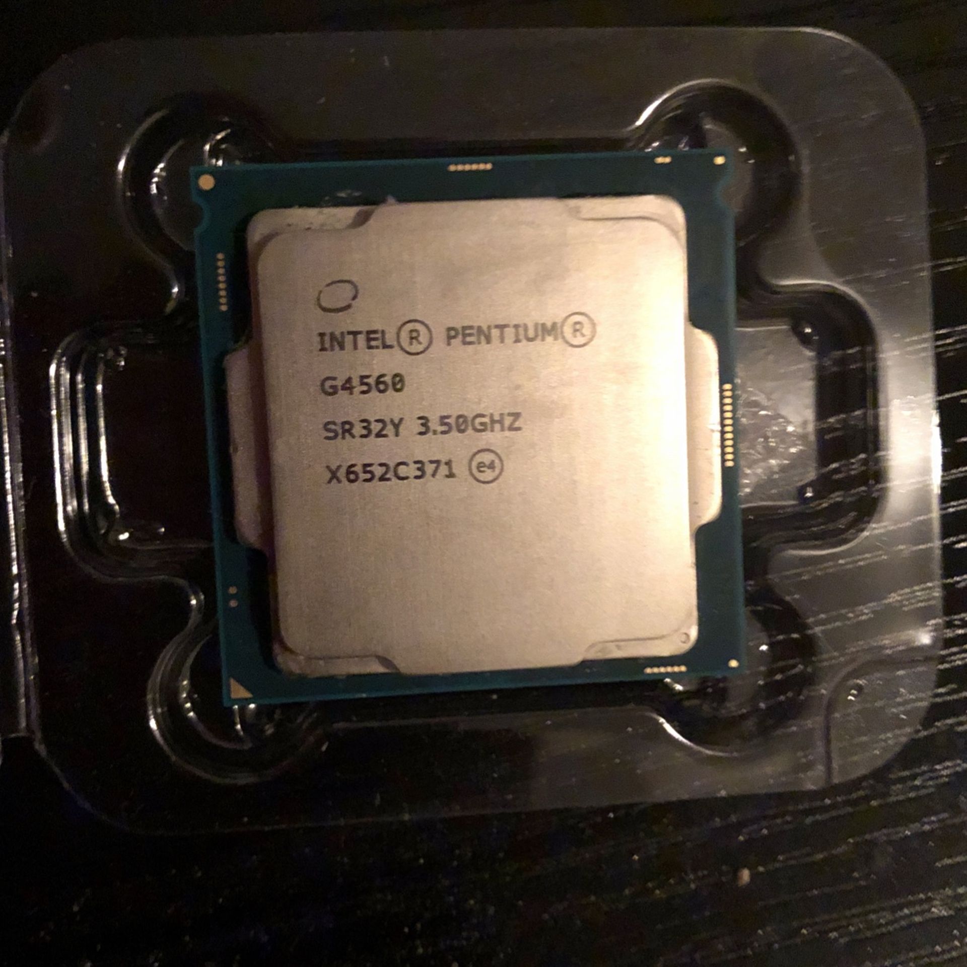 Intel Pentium G4560