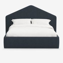 Katcher Platform Bed