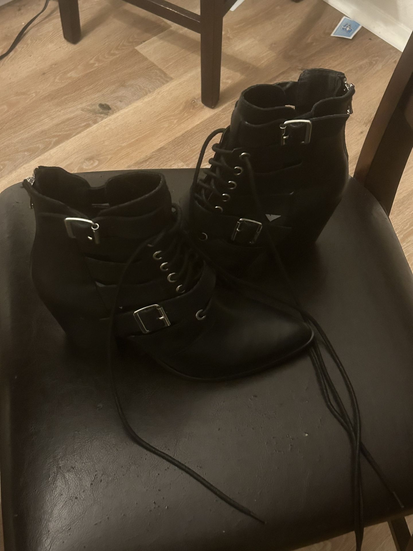Steve Madden Womens 7.5 High Heeled Boots Bullish Leather Upper Lining