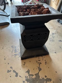 Square Fire Pit with Lava Rocks
