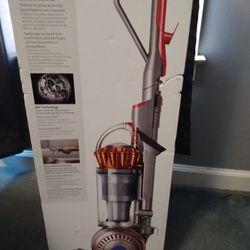 Dyson Animal 3 Extra Vacuum Cleaner