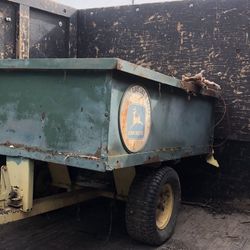 Vintage John Deere Lawn Cart