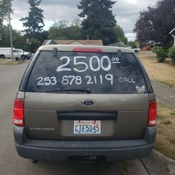 2004 Ford Explorer