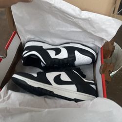 Nike Dunk Low Panda 9.5M