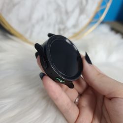 Samsung Galaxy Watch 4 40mm BT R860 - 90 Days Warranty - Best Deal In Town