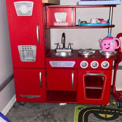 Kids Play Kitchen