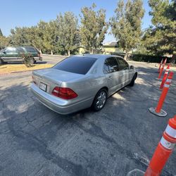 2002 Lexus LS 430