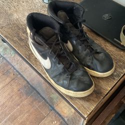 Nike Court Royale Mods