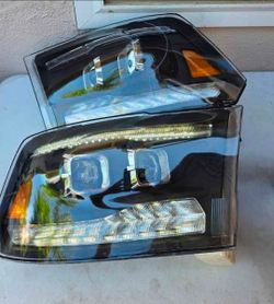 09-18 Dodge Ram LED DRL Projector
Headlights Luces Focos Micas Faros Faroles Headlamps