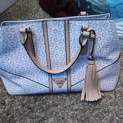 Guess large tote bag cream color