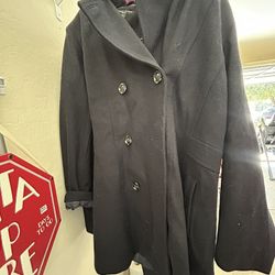 Women’s black peacoat, size XL 