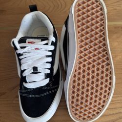 Men’s Vans Shoes Size 7
