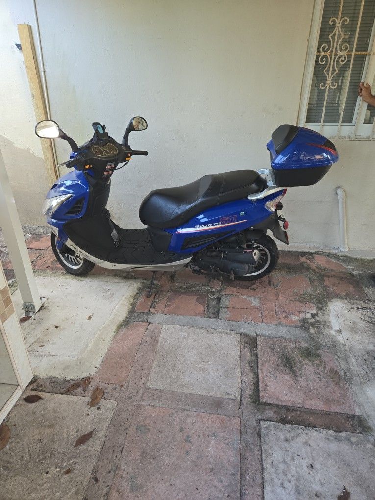 Motocicleta Scooter 150cc