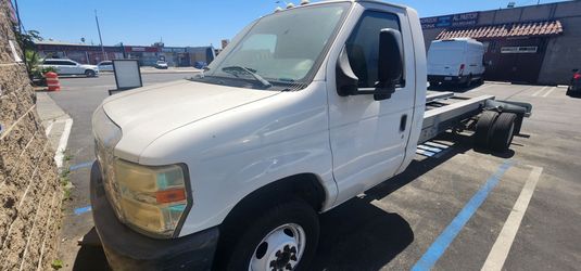 2011 Ford E-450