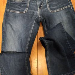 Wonens 524 Super Low Levi's Size 7
