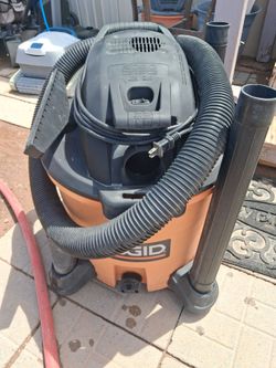 RIDGID Wet/Dry Vac with Hose and Attachments