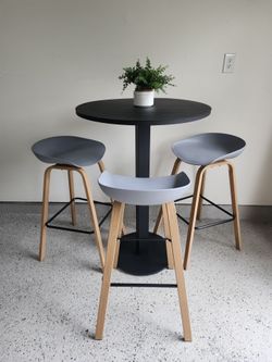 Bar Dining Table with Stools Indoor Outdoor