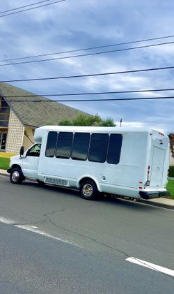 Limobus , Limo, Limosina