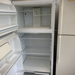GE Used 28” Refrigerator Working Perfectly 4 Months Warranty .