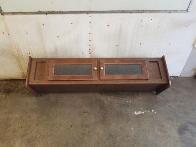 RV upper cabinet