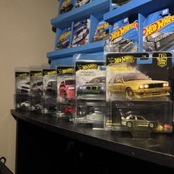 Hot Wheels Power Trip set And Gold Chase 0/5