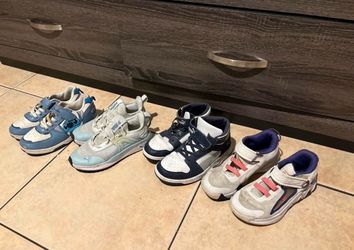 Girl’s shoes bundle