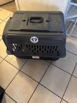 Hard Shell Pet Travel Carrier Crate
