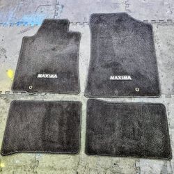 2009-2015 Nissan Maxima Floor mats (complete)
