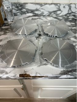 New center cap fit GMC