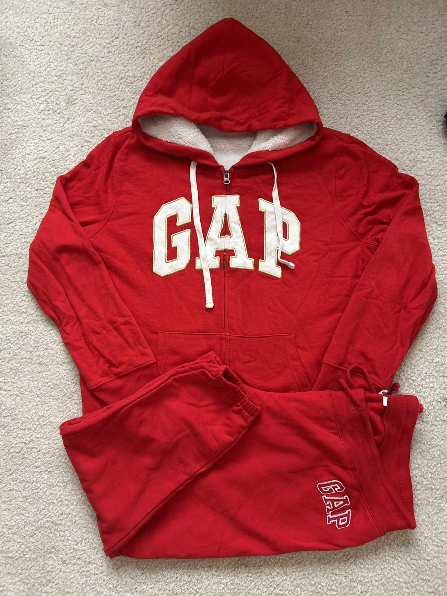 Women GAP Jogger Set Size XL $15 Firm