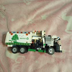 Lego Technic Mac Garbage Truck