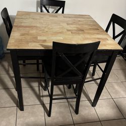 Dining Table And Chairs 