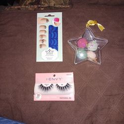 New 3D EYELASHES , BEAUTY SPONGES, STAMPING PLATE $4 EACH