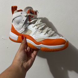 WMNS JUMPMAN TWO TREY 