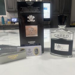Creed Aventus 