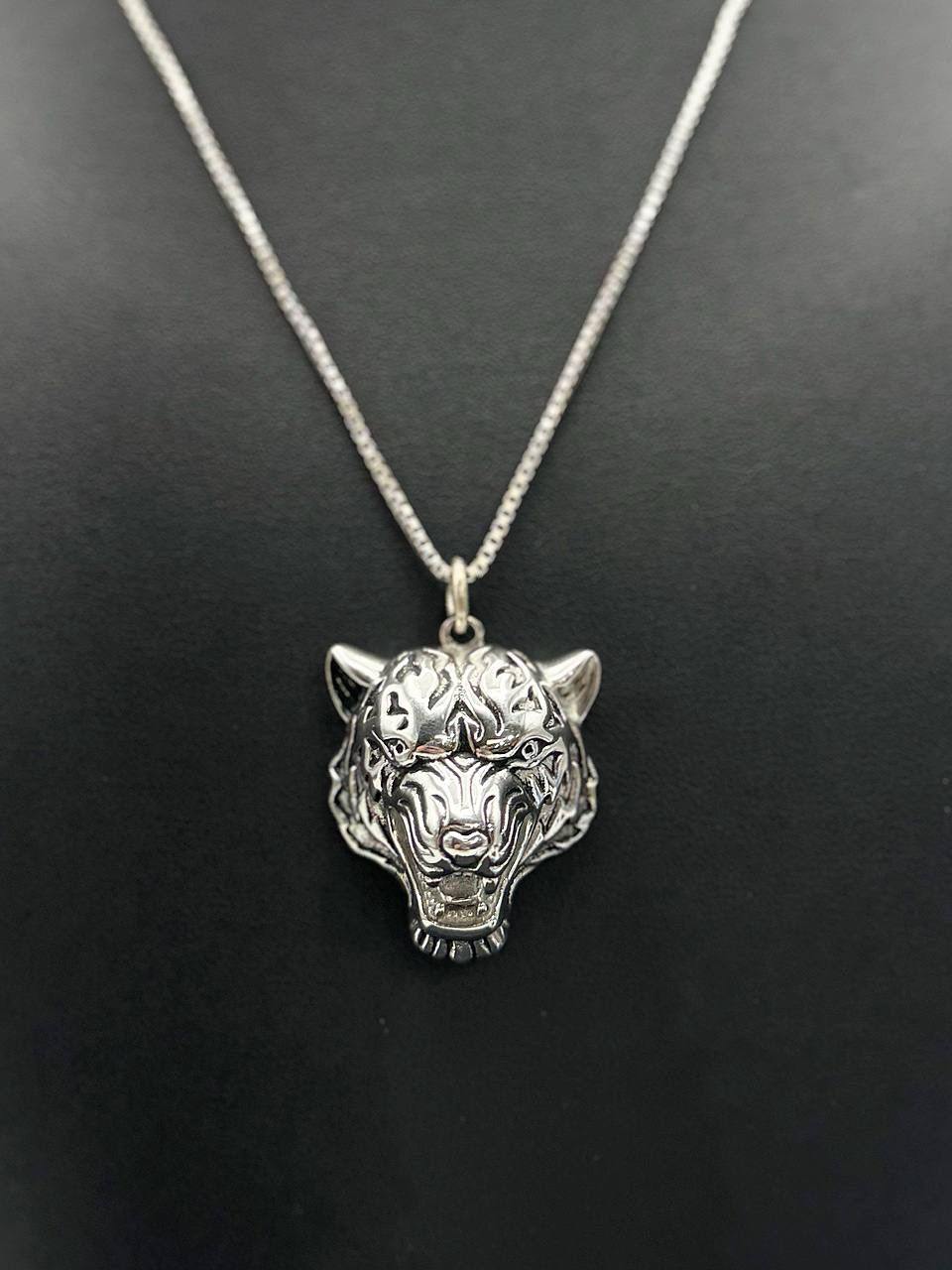 925 sterling silver necklace 24” chain with Tiger pendant/ charm